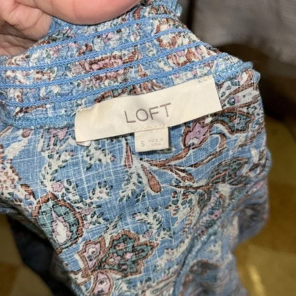 LOFT Blue Paisley Ruffle Yoke Blouse Size Small Button Front - Picture 10 of 12